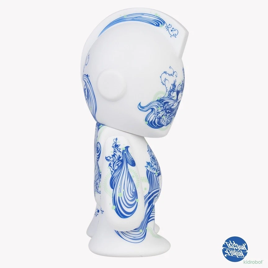 Side profile of the Floral Pleasure Bot figure
